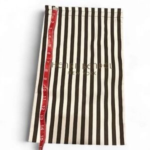 Henri Bendel 15”x 10”